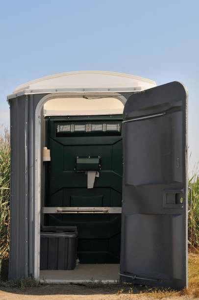 Professional porta potty rental in Hanna City, IL